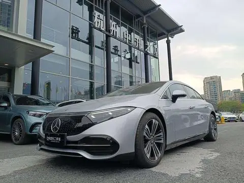 Mercedes-Benz EQS 2023