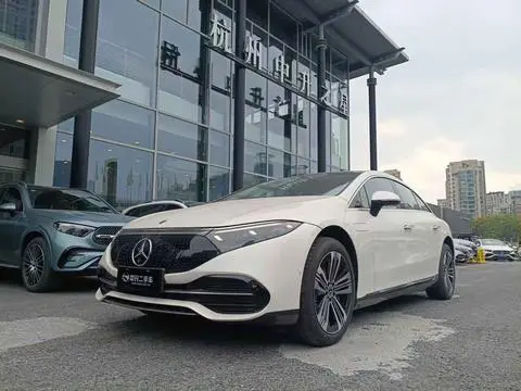 Mercedes-Benz EQS 2023