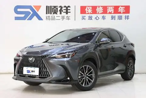 Lexus NX 2023