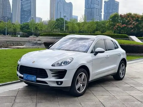 Porsche Macan 2016