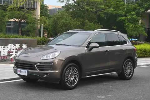 Porsche Cayenne 2011