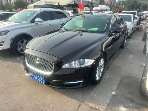 Jaguar XJ 2013
