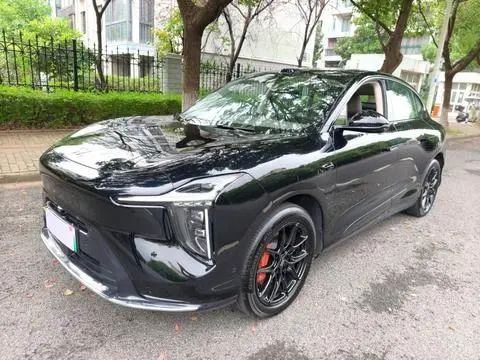 IM Motors 智己LS6 2026