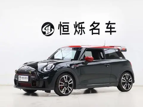 MINI JCW 2022