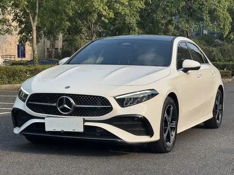 Mercedes-Benz A-Class 2023 — фото 1