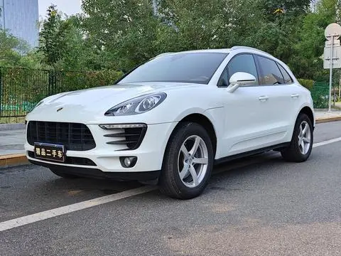 Porsche Macan 2017 — фото 1