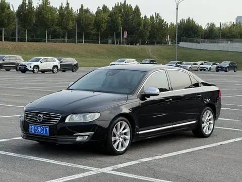 Volvo S80L 2015