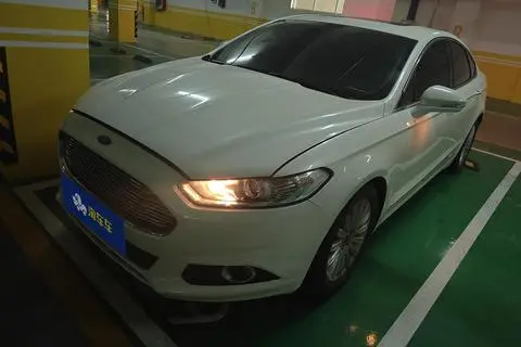 Ford Mondeo 2013