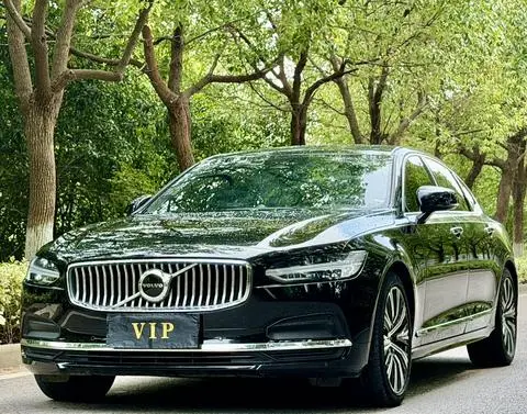 Volvo S90 2022 — фото 1