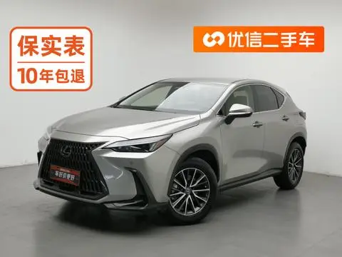 Lexus NX 2022