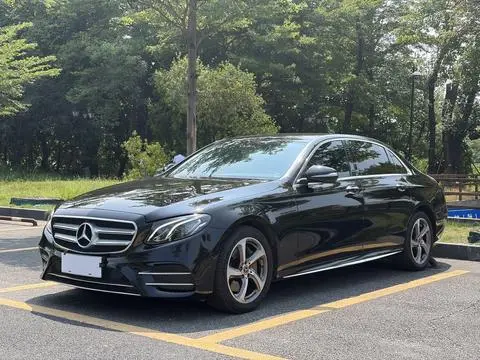 Mercedes-Benz E-Class 2017 — фото 1