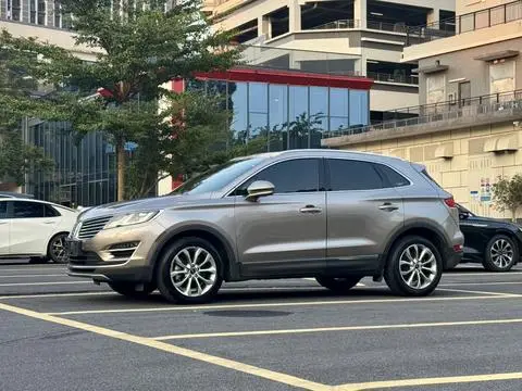 Lincoln MKC 2017