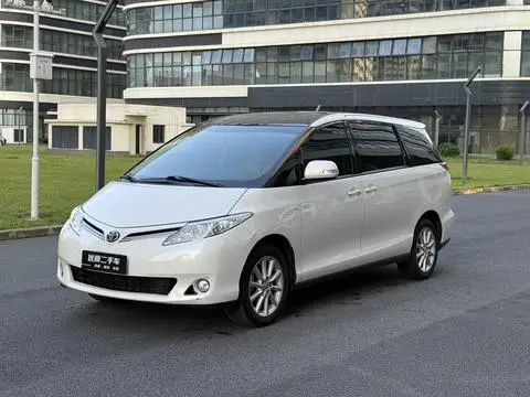 Toyota 普瑞维亚 2017 — фото 1