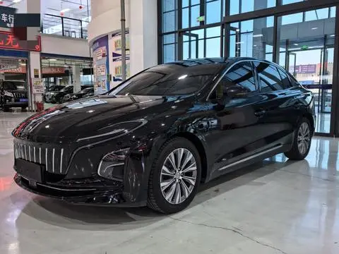 Hongqi E-QM5 2022