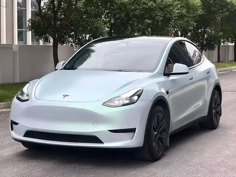 Tesla Model Y 2024 — фото 1