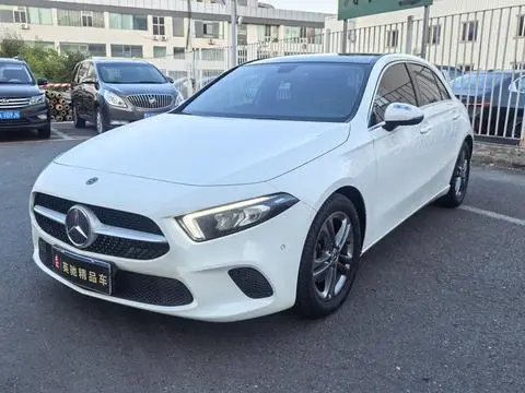 Mercedes-Benz A-Class 2019 — фото 1