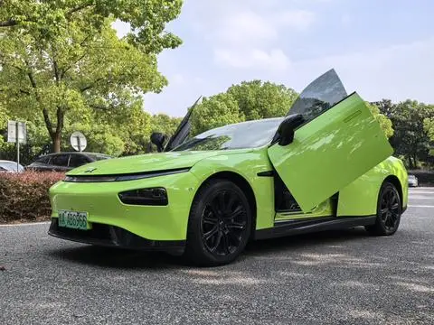XPeng 小鹏P7 2021