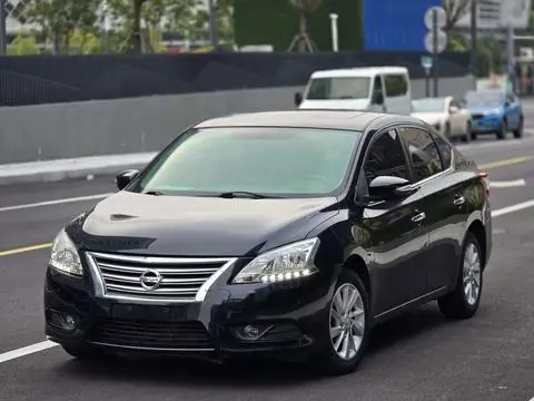 Nissan 轩逸 2012
