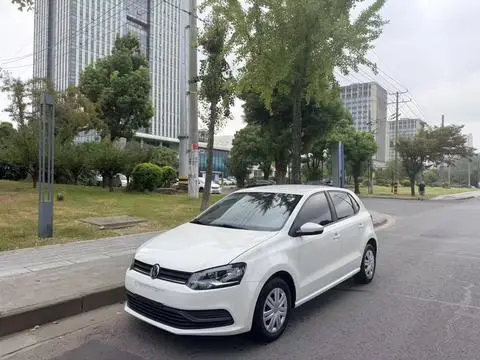 Volkswagen Polo 2018 — фото 1