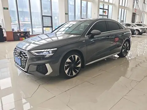 Audi A3 2023 — фото 1