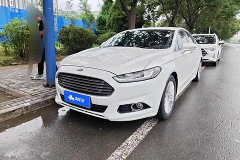 Ford 蒙迪欧 2013 — фото 1