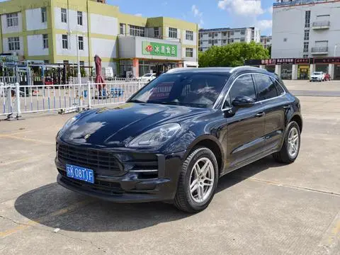 Porsche Macan 2018 — фото 1
