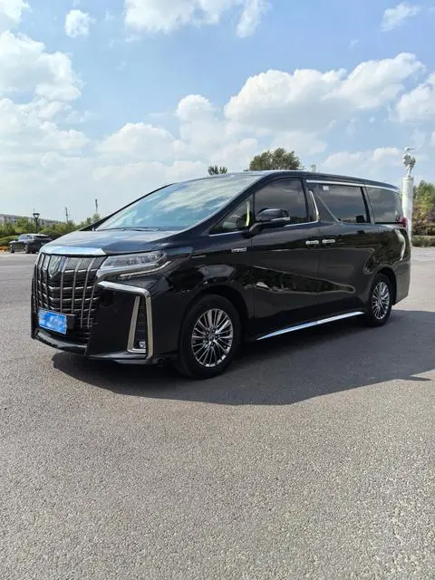Toyota 埃尔法 2023