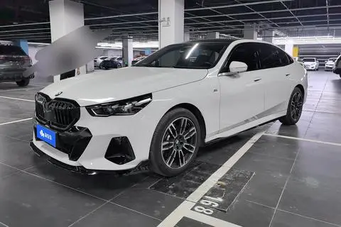 BMW 5 Series 2024