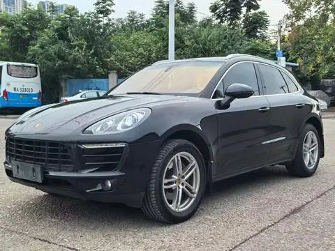 Porsche Macan 2014