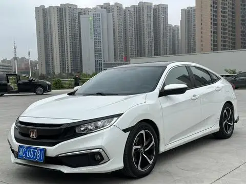Honda Civic 2019 — фото 1