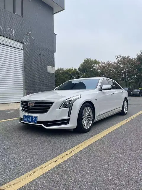 Cadillac CT6 2017