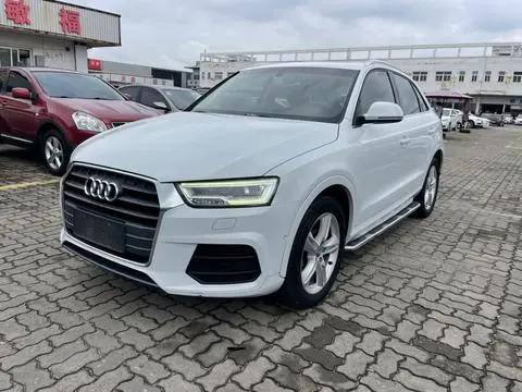 Audi Q3 2017 — фото 1