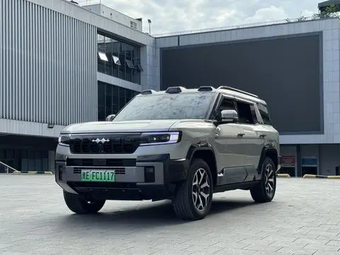 BYD Leopard 8 2025