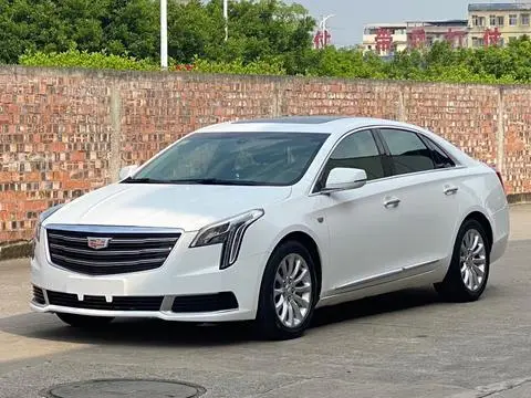 Cadillac XTS 2018 — фото 1