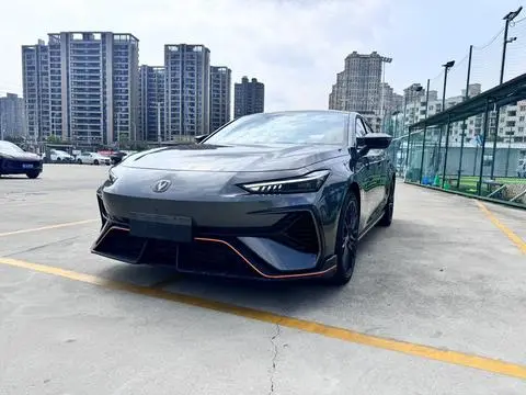 Changan UNI-V 2025