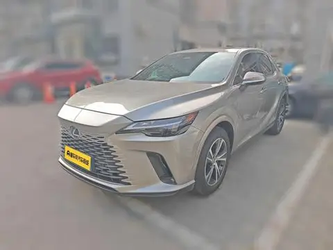 Lexus RX 2023