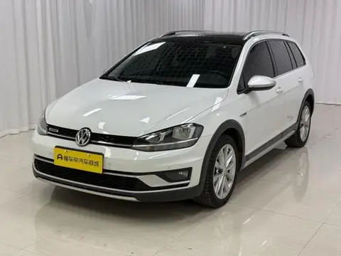 Volkswagen Golf 2019 — фото 1