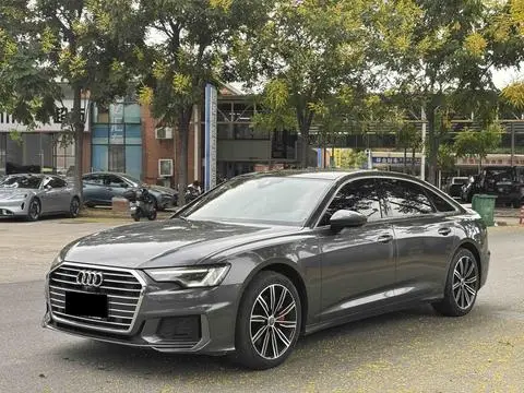 Audi A6L 2019 — фото 1