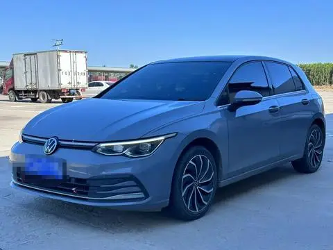 Volkswagen Golf 2021