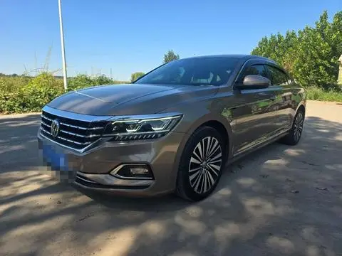 Volkswagen Passat 2019 — фото 1