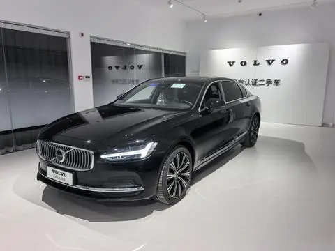Volvo S90 2025