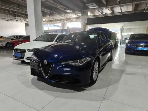 Alfa Romeo Giulia朱丽叶 2017
