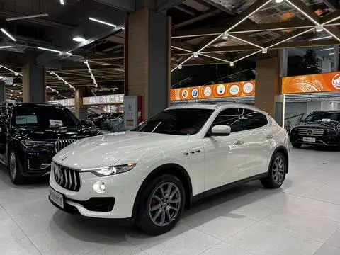Maserati Levante 2020 — фото 1