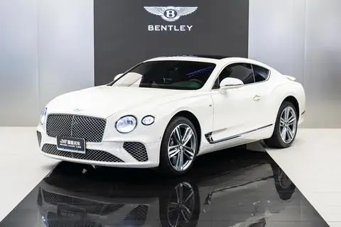 Bentley 欧陆 2020 — фото 1