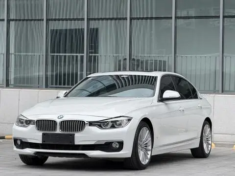 BMW 3 Series 2018 — фото 1