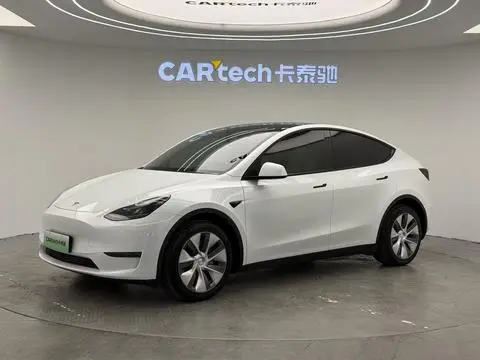 Tesla Model Y 2022 — фото 1