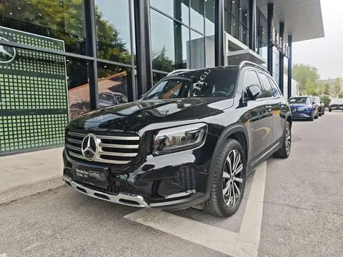Mercedes-Benz GLB 2025