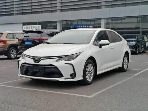 Toyota Corolla 2021 — фото 1