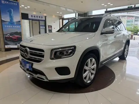 Mercedes-Benz GLB 2020 — фото 1