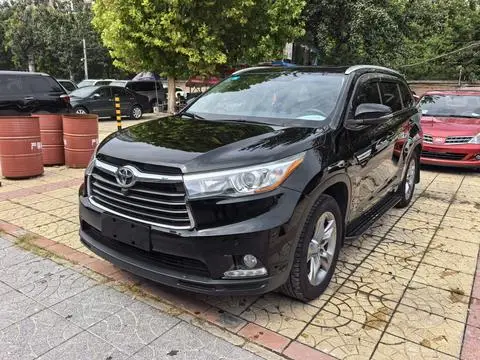 Toyota Highlander 2017 — фото 1